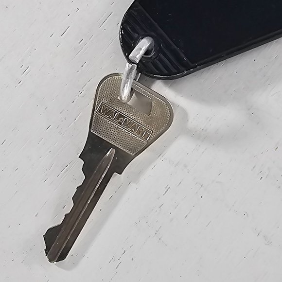 Vintage Peal's Resort Mountain Home Arkansas Hotel Room Key Fob - Picture 4 of 8